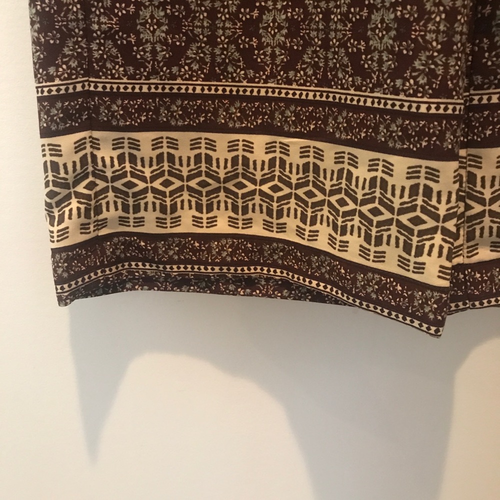 Patterned Pants - Picture 3 of 4